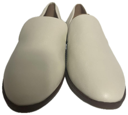 Indigord Irhalen Women's Ivory Slip-On Loafers Size 7M | Casual Work Shoes