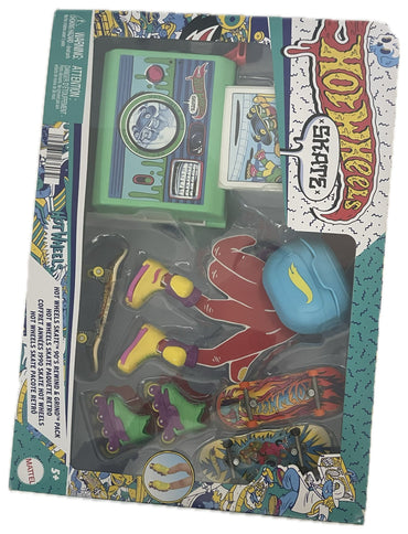 Hot Wheels Skate 90's Rewind Grind Pack | Fingerboard Playset by Mattel